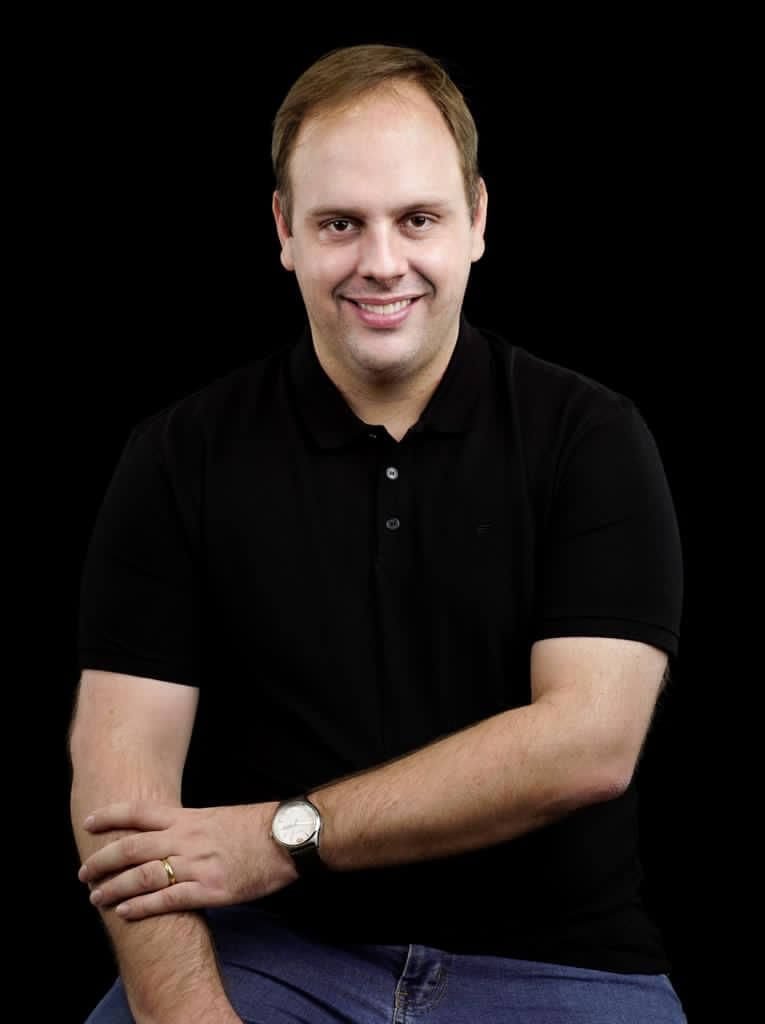 Dr. Ernesto Rodrigues